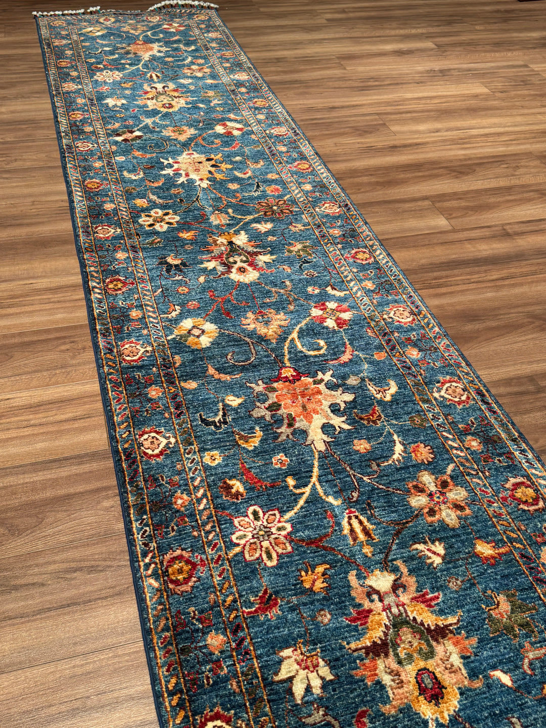 Sultani Binbirgece Uzun Yolluk Orijinal El Dokuması Lacivert Kök Boya Yün Halı 0.75x493 3.70 Metrekare - 3x16 ft