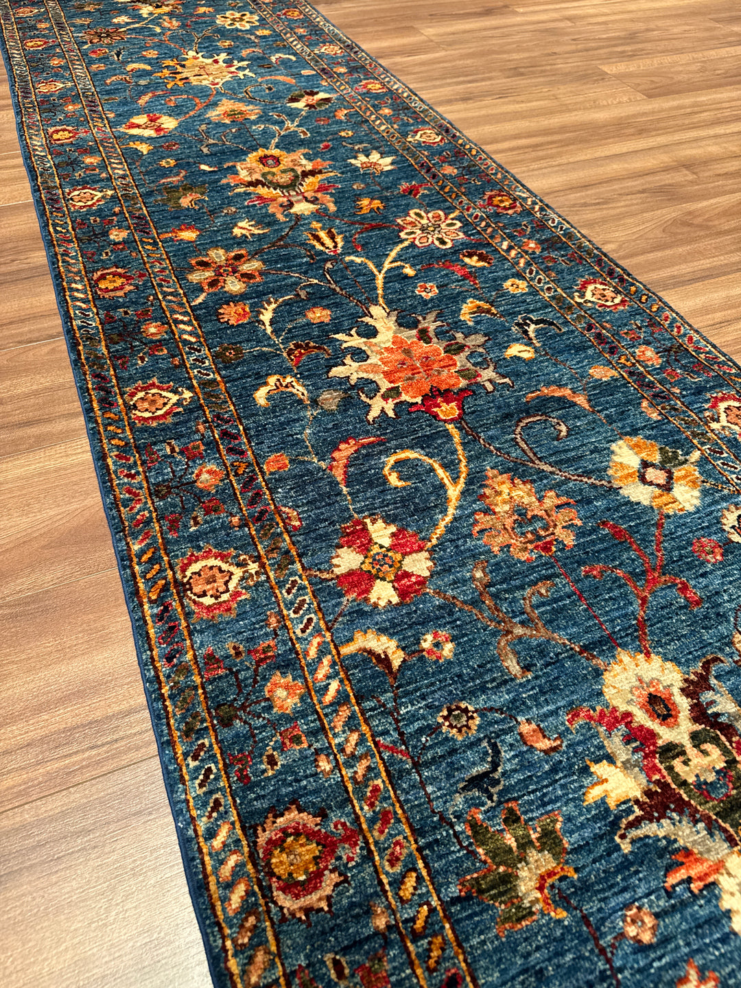 Sultani Binbirgece Uzun Yolluk Orijinal El Dokuması Lacivert Kök Boya Yün Halı 0.75x493 3.70 Metrekare - 3x16 ft