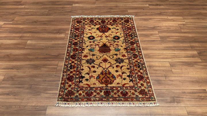 Sultani Çiçekli Orjinal El Dokuması Bej Kök Boya Yün Halı 101x147 1.48 Metrekare - 3x4 ft