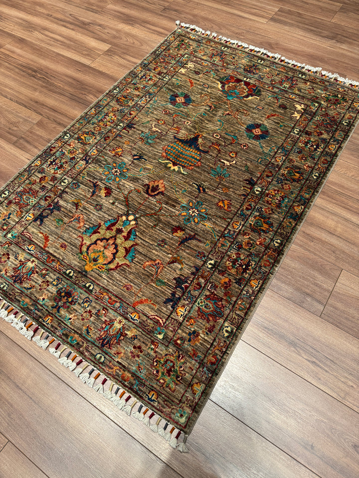 Sultani Binbirgece Orijinal El Dokuması Bej Kök Boya Yün Halı 105x157 1.65 Metrekare - 3x5 ft
