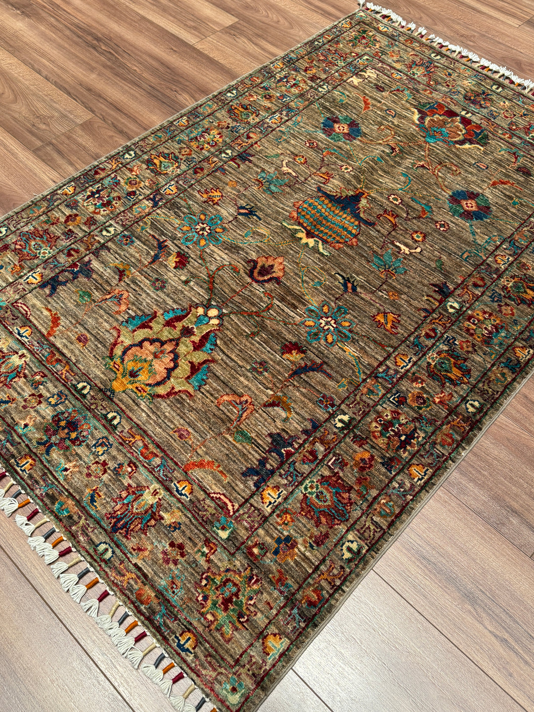 Sultani Binbirgece Orijinal El Dokuması Bej Kök Boya Yün Halı 105x157 1.65 Metrekare - 3x5 ft