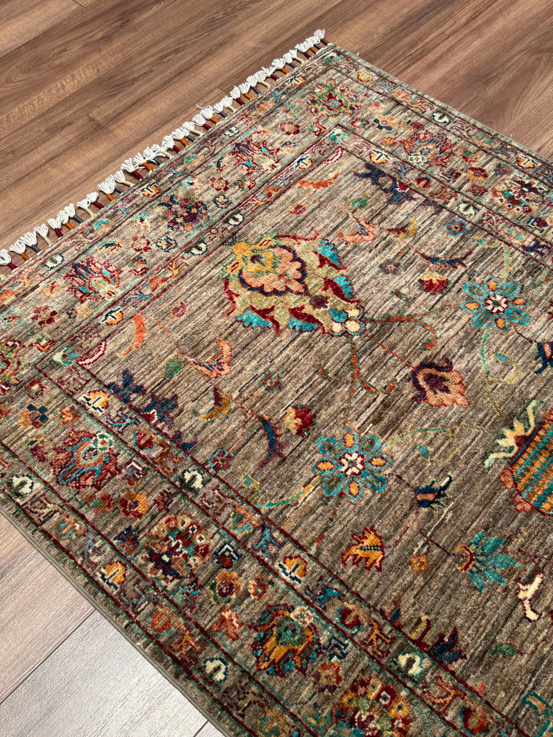 Sultani Binbirgece Orijinal El Dokuması Bej Kök Boya Yün Halı 105x157 1.65 Metrekare - 3x5 ft