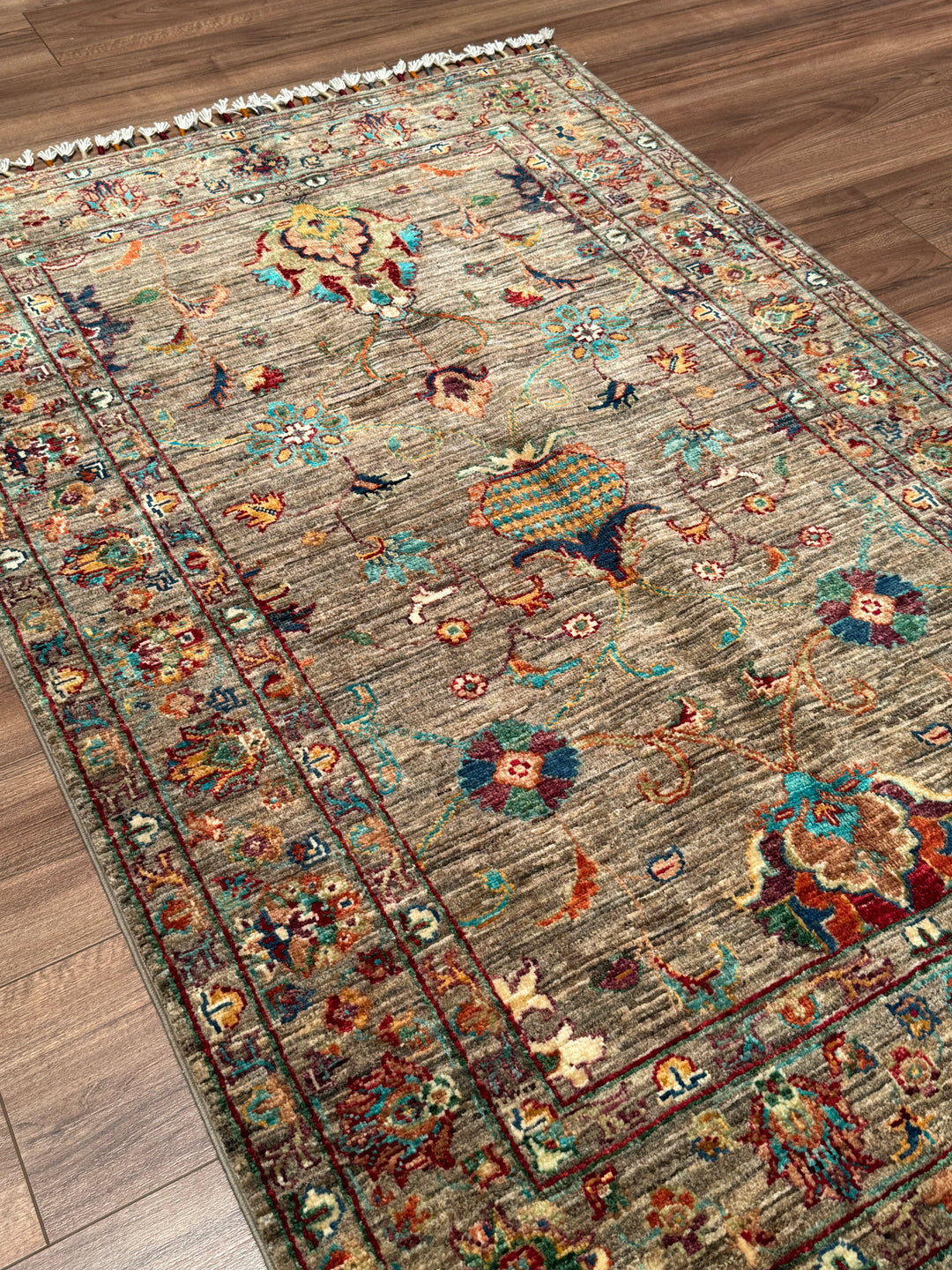 Sultani Binbirgece Orijinal El Dokuması Bej Kök Boya Yün Halı 105x157 1.65 Metrekare - 3x5 ft