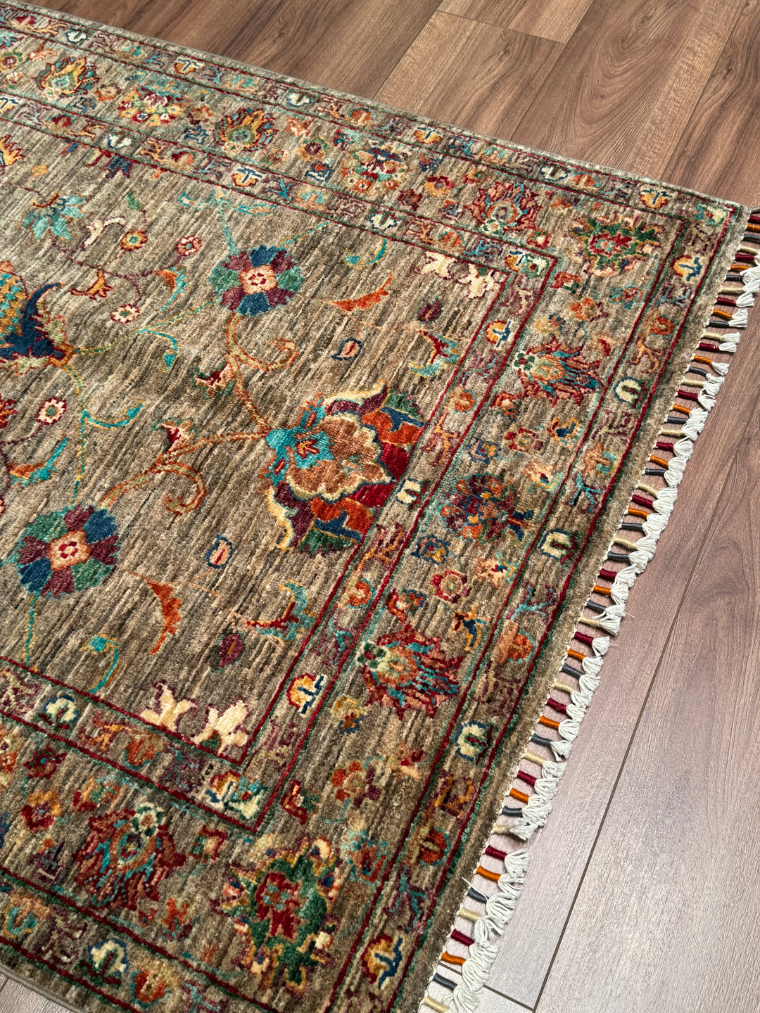 Sultani Binbirgece Orijinal El Dokuması Bej Kök Boya Yün Halı 105x157 1.65 Metrekare - 3x5 ft