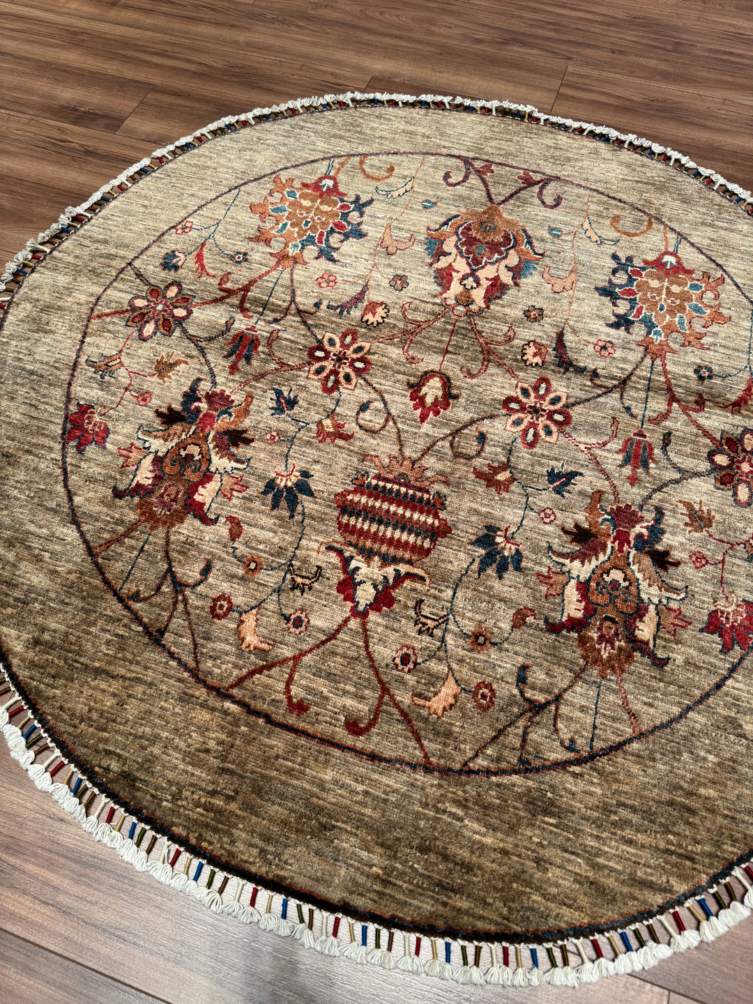 Sultani Binbirgece Yuvarlak Orijinal El Dokuması Bej Kök Boya Yün Halı 153x156 2.39 Metrekare - 5x5 ft
