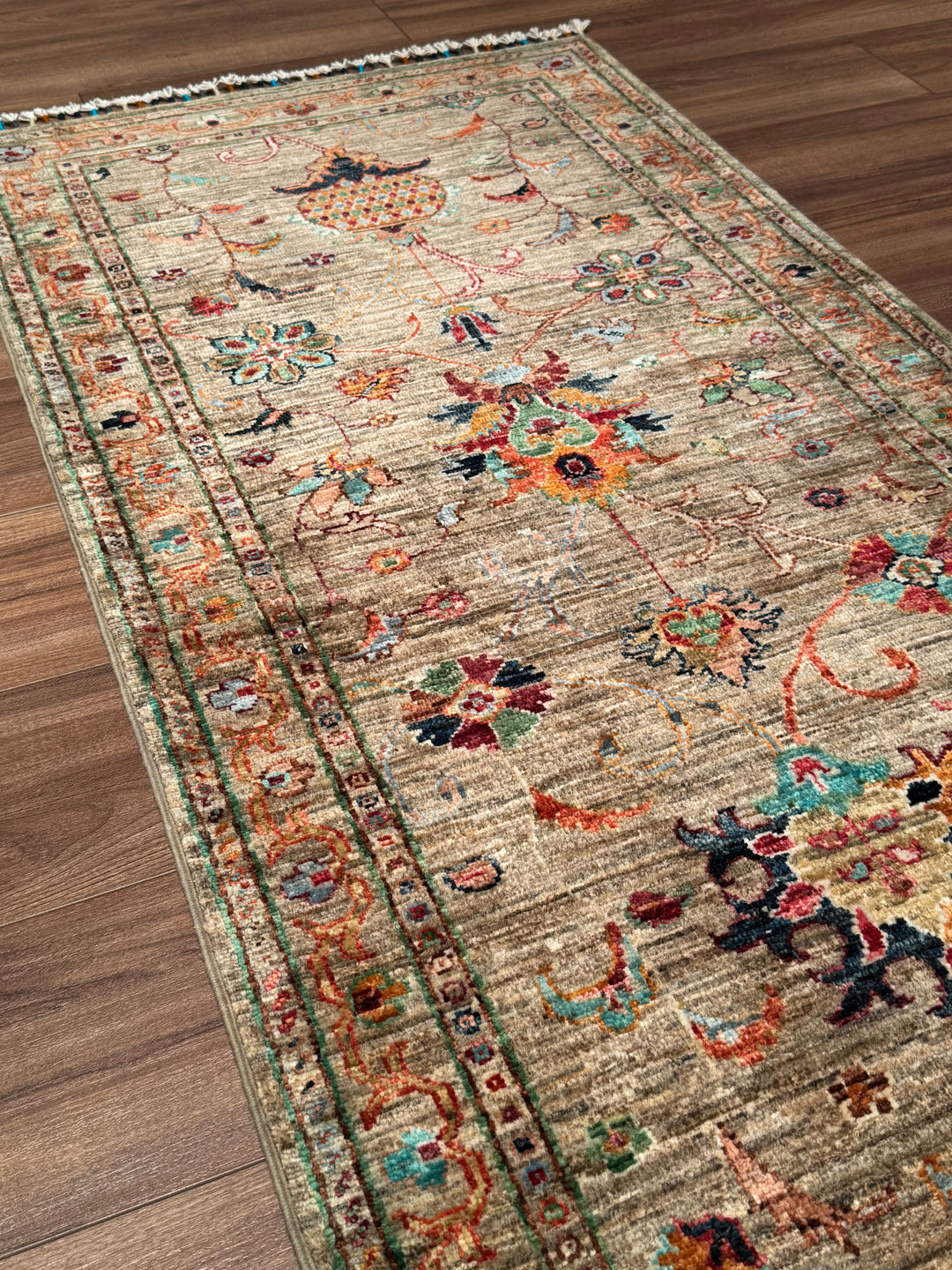 Sultani Binbirgece Yolluk Orijinal El Dokuması Bej Kök Boya Yün Halı 0.77x205 1.58 Metrekare - 3x6 ft