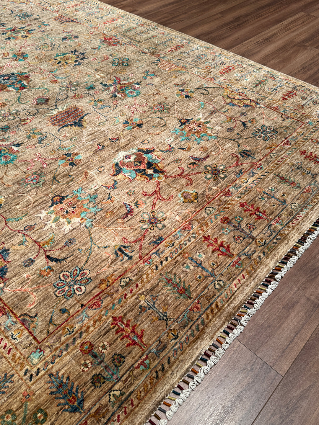Sultani Binbirgece Orijinal El Dokuması Bej Kök Boya Yün Halı 208x296 6.16 Metrekare - 7x10 ft