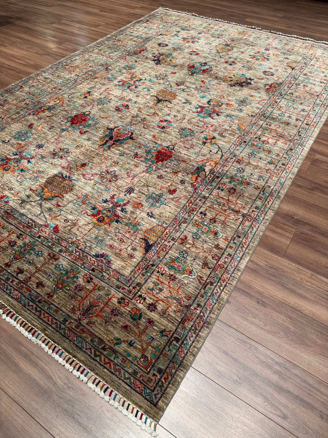 Sultani Binbirgece Orijinal El Dokuması Bej Kök Boya Yün Halı 201x308 6.19 Metrekare - 7x10 ft