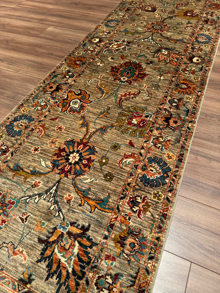 Sultani Binbirgece Yolluk Orijinal El Dokuması Bej Kök Boya Yün Halı 0.83x495 4.11 Metrekare - 3x16 ft