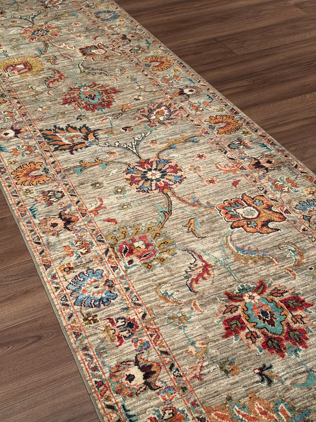 Sultani Binbirgece Yolluk Orijinal El Dokuması Bej Kök Boya Yün Halı 0.83x495 4.11 Metrekare - 3x16 ft