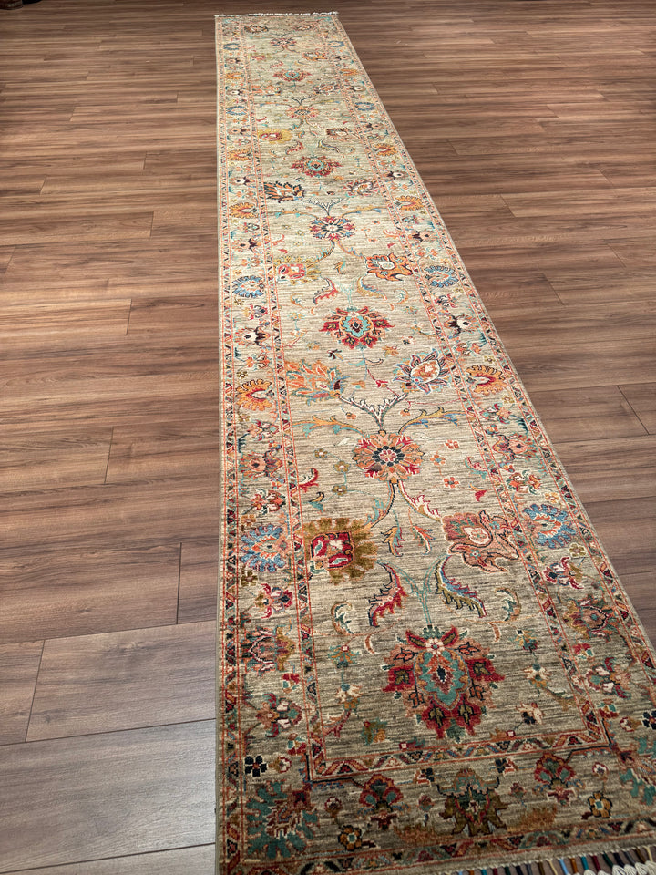 Sultani Binbirgece Yolluk Orijinal El Dokuması Bej Kök Boya Yün Halı 0.83x495 4.11 Metrekare - 3x16 ft