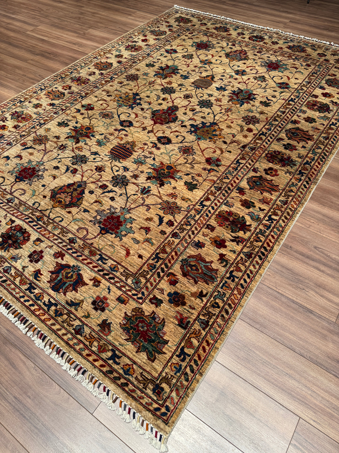 Sultani Binbirgece Orijinal El Dokuması Bej Kök Boya Yün Halı 207x300 6.21 Metrekare - 7x10 ft