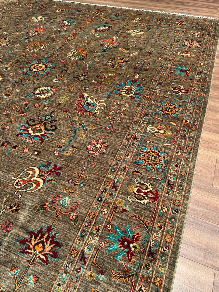 Sultani One Thousand and One Nights Original Handwoven Earth Dye Wool Rug 270x367 cm (9.91 square meters) - 9x12 ft 