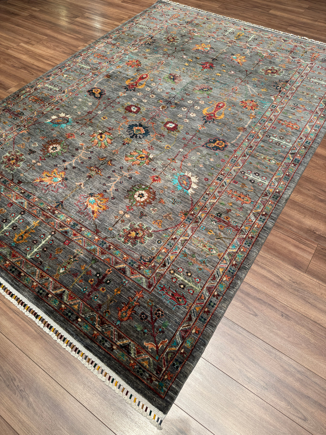 Sultani Çiçekli Orijinal El Dokuması Gri Kök Boya Yün Halı 206x294 6.06 Metrekare - 7x10 ft