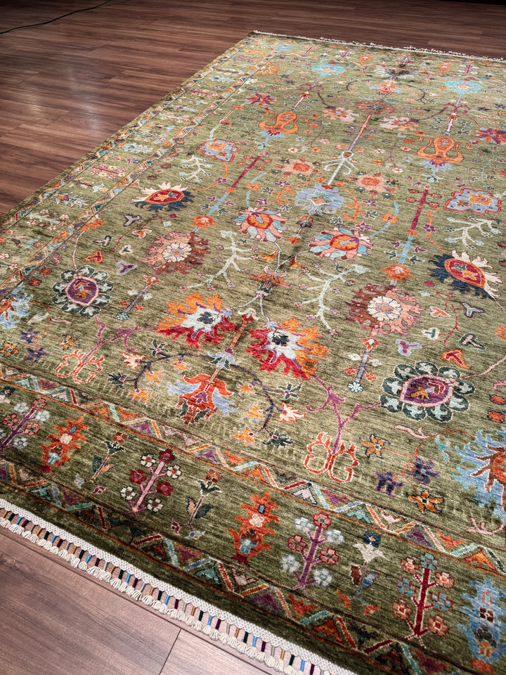 Sultani Çiçekli Orijinal El Dokuması Yeşil Kök Boya Yün Halı 207x304 6.29 Metrekare - 7x10 ft