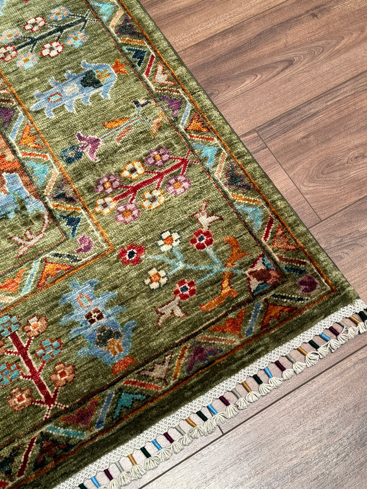 Sultani Çiçekli Orijinal El Dokuması Yeşil Kök Boya Yün Halı 207x304 6.29 Metrekare - 7x10 ft