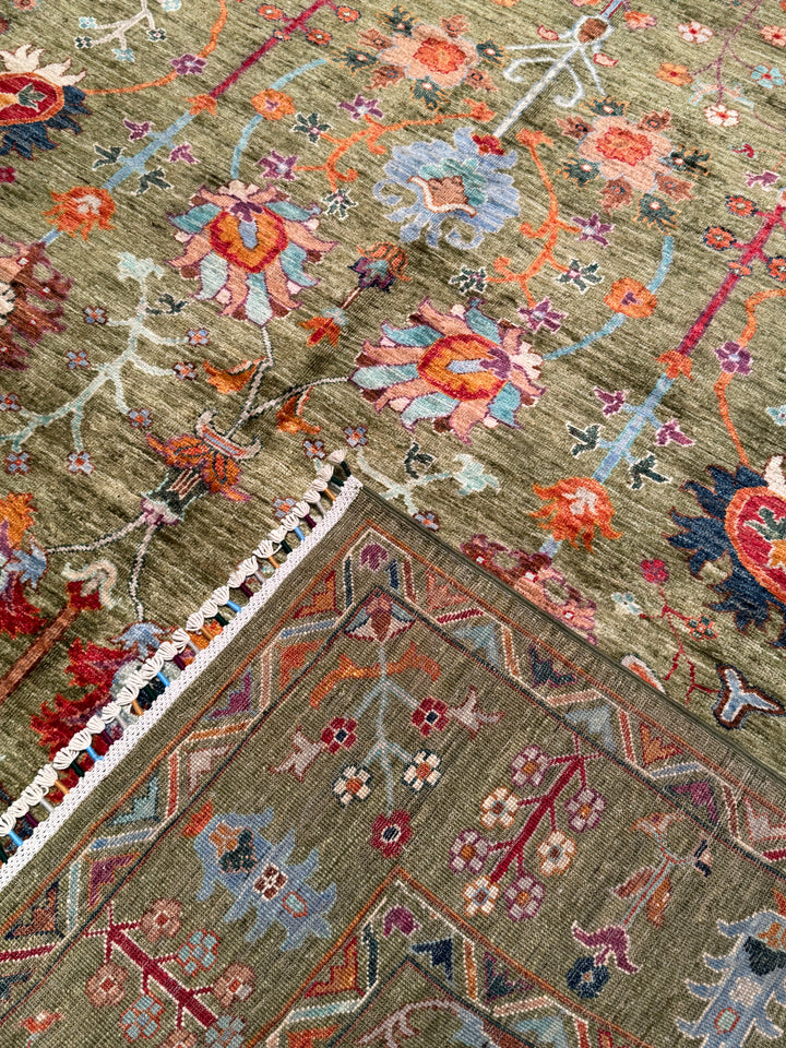 Sultani Çiçekli Orijinal El Dokuması Yeşil Kök Boya Yün Halı 207x304 6.29 Metrekare - 7x10 ft