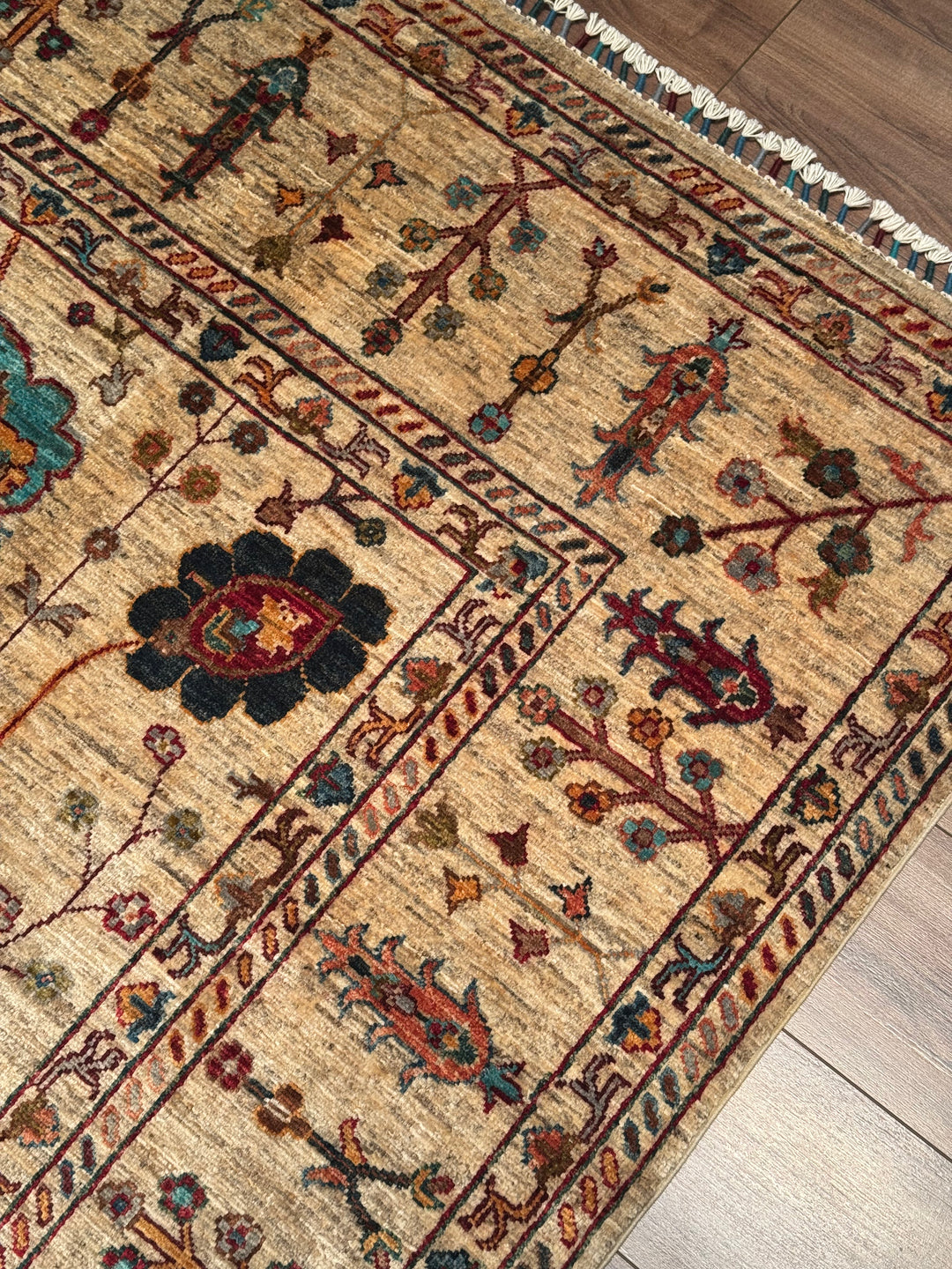 Sultani Floral Original Handwoven Beige Root Dye Wool Rug 254x310 cm (7.87 square meters) - 8x10 ft 