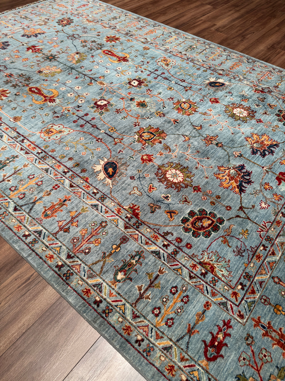 Sultani Çiçekli Orijinal El Dokuması Gri Kök Boya Yün Halı 208x310 6.45 Metrekare - 7x10 ft