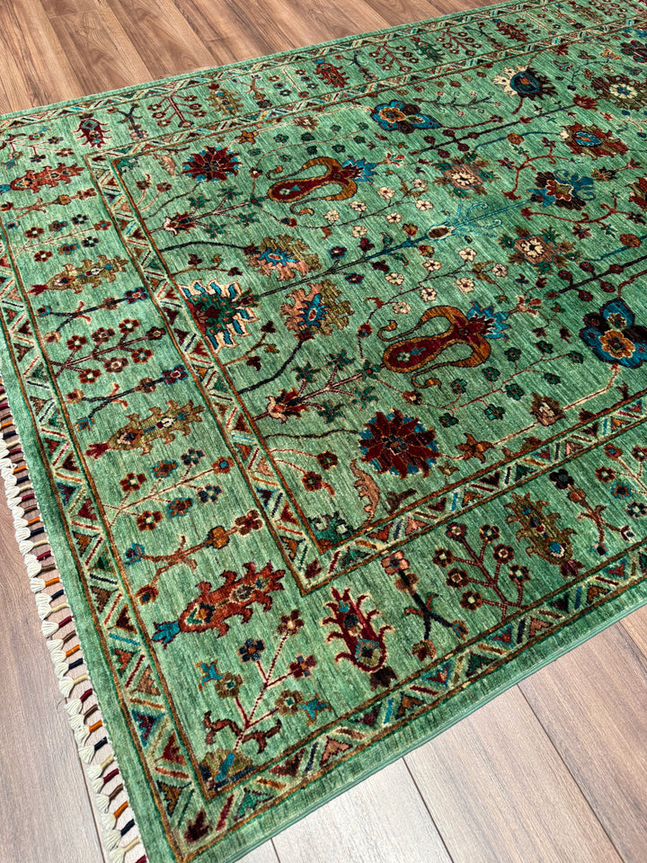 Sultani Çiçekli Orijinal El Dokuması Yeşil Kök Boya Yün Halı 171x254 4.34 Metrekare - 5x8 ft