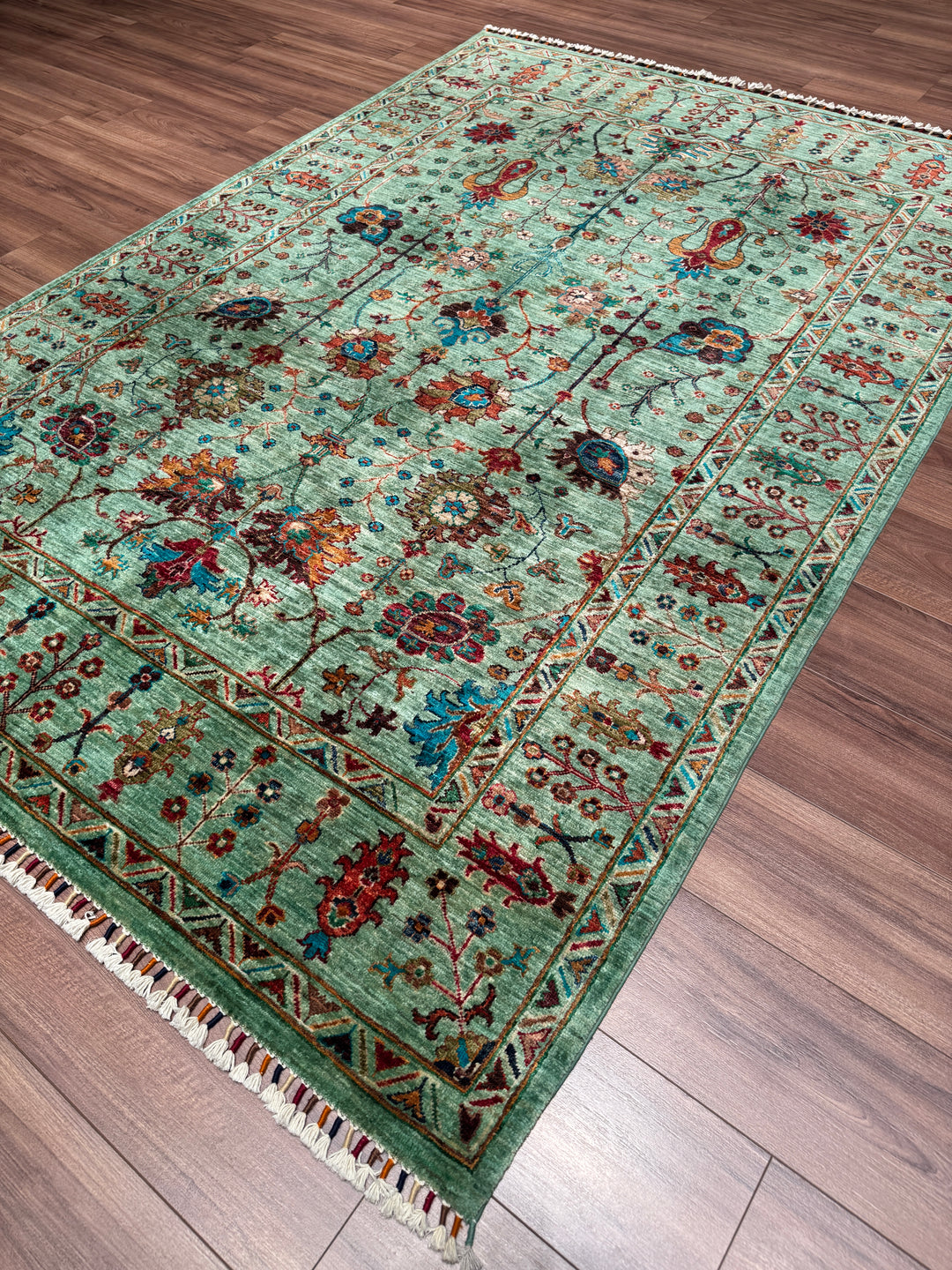 Sultani Çiçekli Orijinal El Dokuması Yeşil Kök Boya Yün Halı 171x254 4.34 Metrekare - 5x8 ft