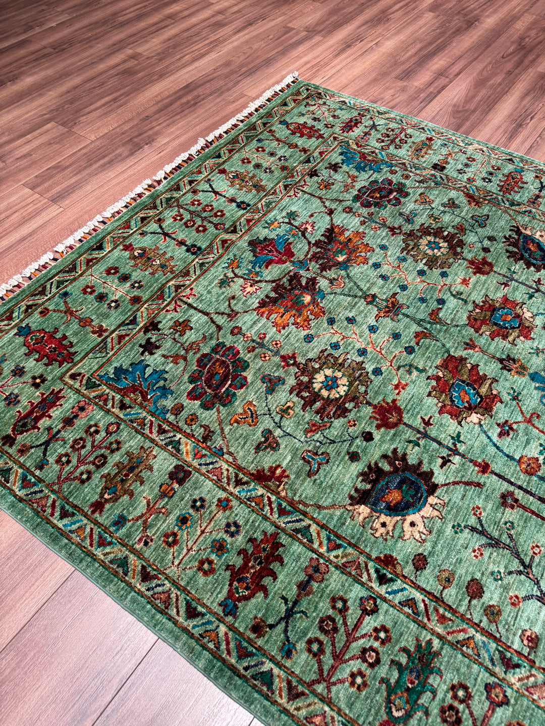 Sultani Çiçekli Orijinal El Dokuması Yeşil Kök Boya Yün Halı 171x254 4.34 Metrekare - 5x8 ft