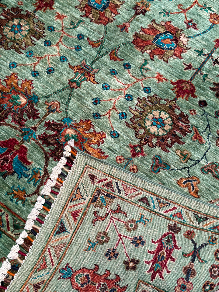Sultani Çiçekli Orijinal El Dokuması Yeşil Kök Boya Yün Halı 171x254 4.34 Metrekare - 5x8 ft