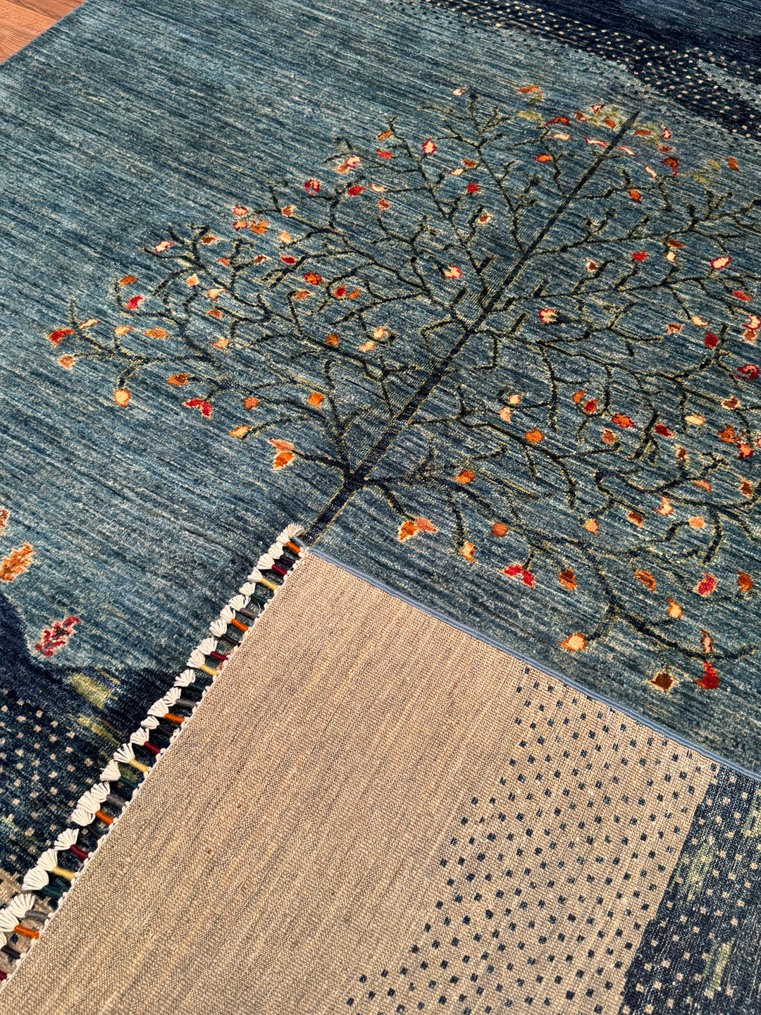 Hayat Ağacı Orijinal El Dokuması Mavi Kök Boya Yün Halı 173x239 4.13 Metrekare - 5x8 ft