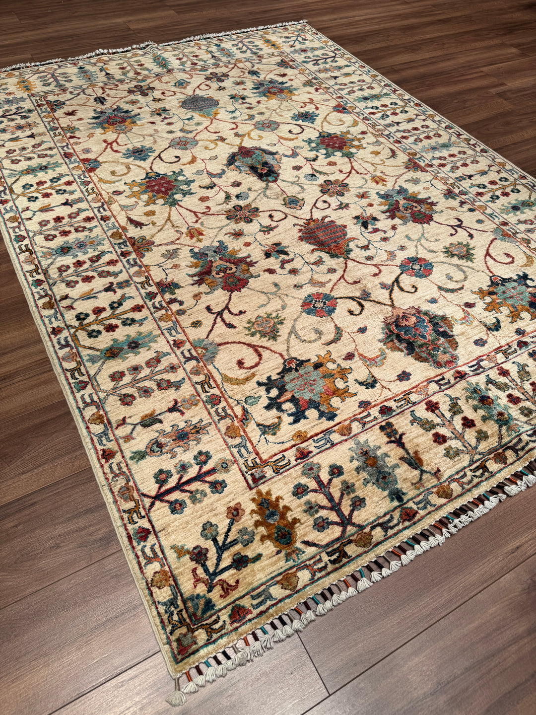 Sultani Binbirgece Orijinal El Dokuması Bej Kök Boya Yün Halı 173x248 4.29 Metrekare - 5x8 ft