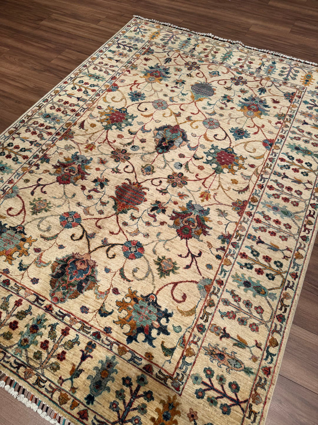 Sultani Binbirgece Orijinal El Dokuması Bej Kök Boya Yün Halı 173x248 4.29 Metrekare - 5x8 ft