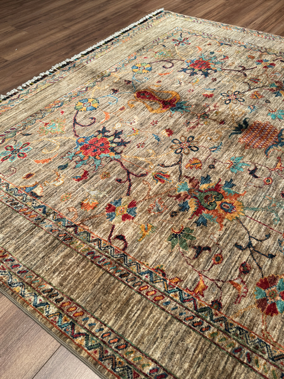 Sultani Binbirgece Orijinal El Dokuması Bej Kök Boya Yün Halı 176x237 4.17 Metrekare - 5x8 ft