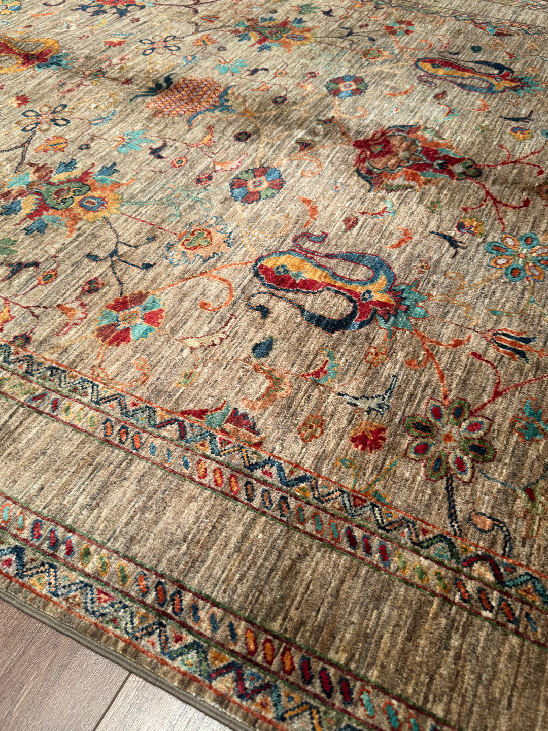 Sultani Binbirgece Orijinal El Dokuması Bej Kök Boya Yün Halı 176x237 4.17 Metrekare - 5x8 ft