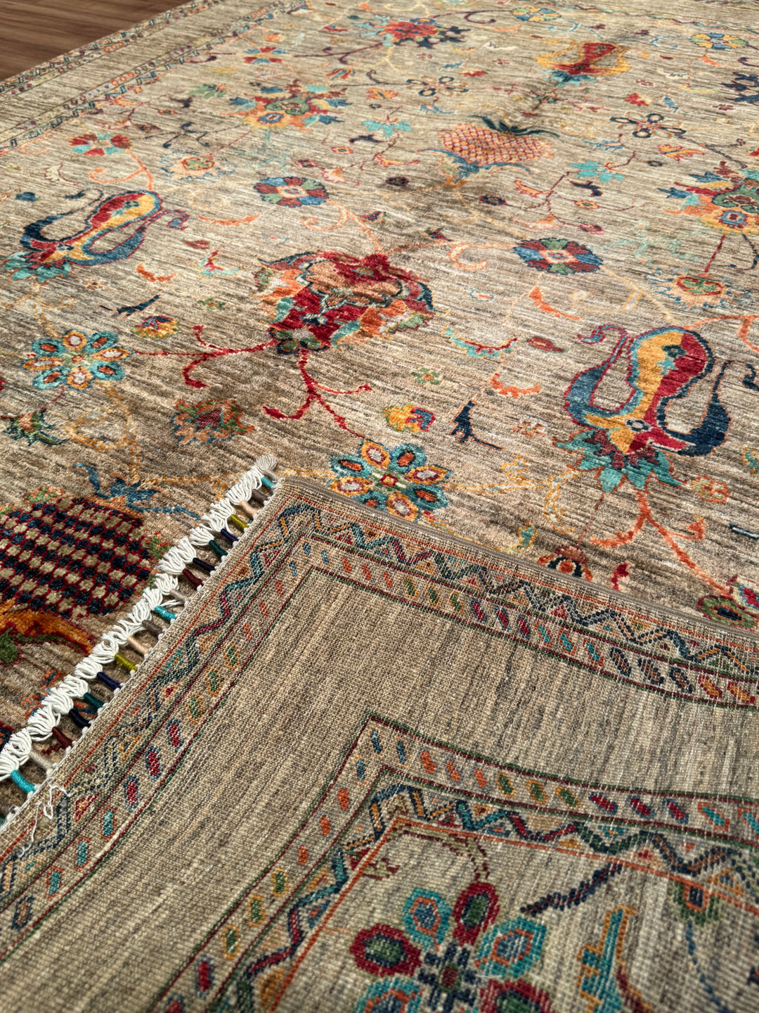 Sultani Binbirgece Orijinal El Dokuması Bej Kök Boya Yün Halı 176x237 4.17 Metrekare - 5x8 ft