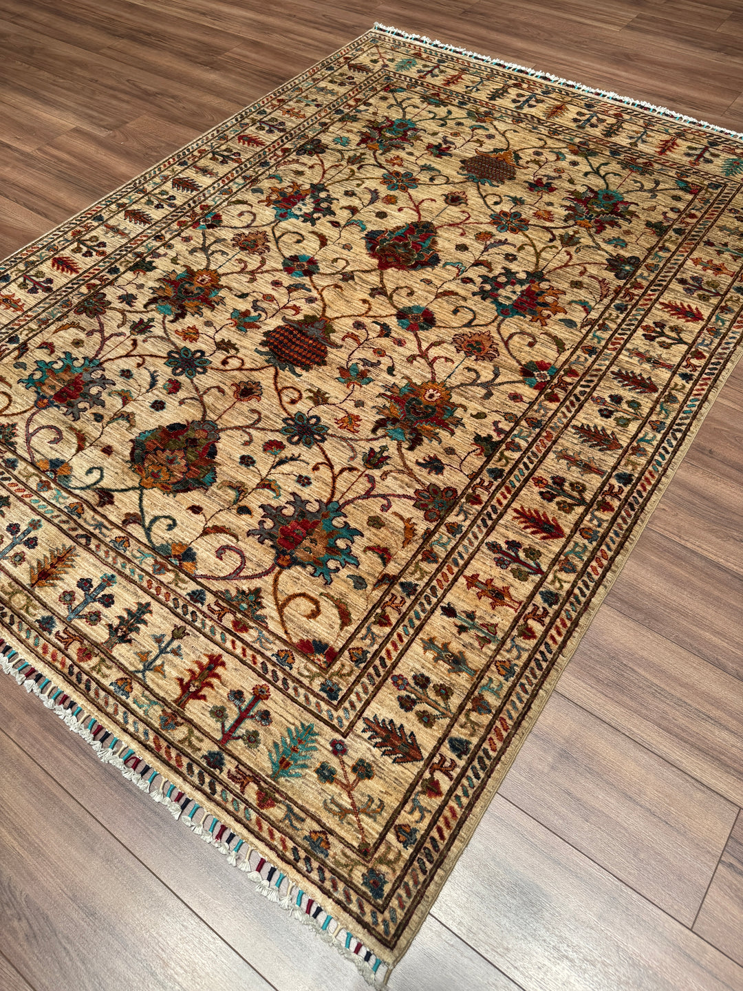 Sultani Binbirgece Orijinal El Dokuması Bej Kök Boya Yün Halı 169x229 3.87 Metrekare - 5x8 ft