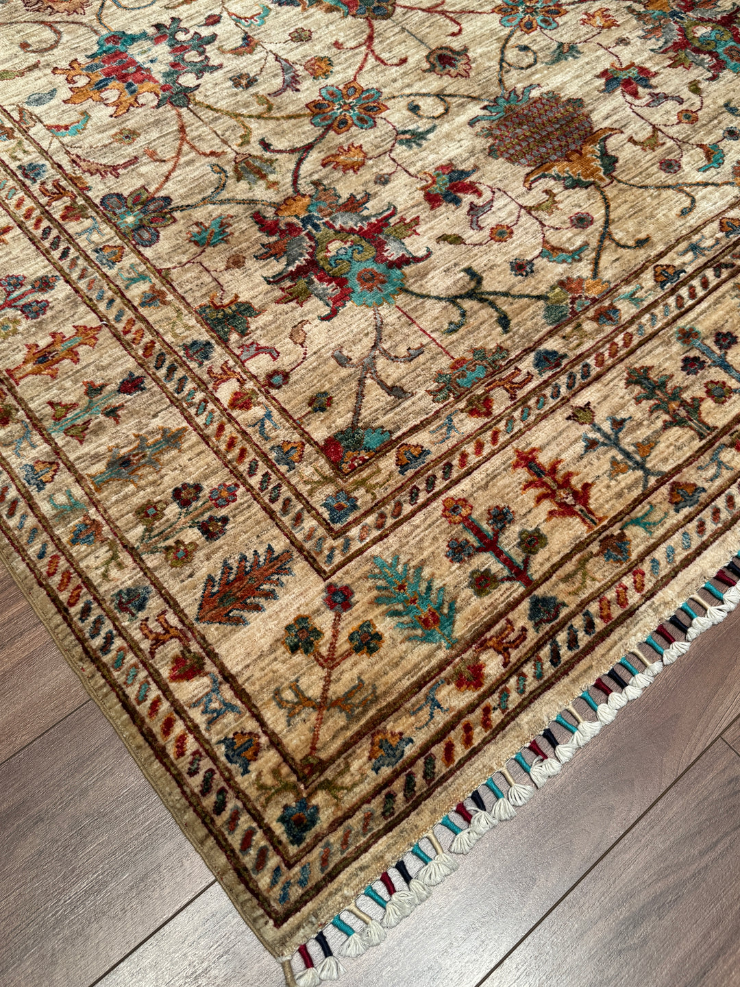 Sultani Binbirgece Orijinal El Dokuması Bej Kök Boya Yün Halı 169x229 3.87 Metrekare - 5x8 ft