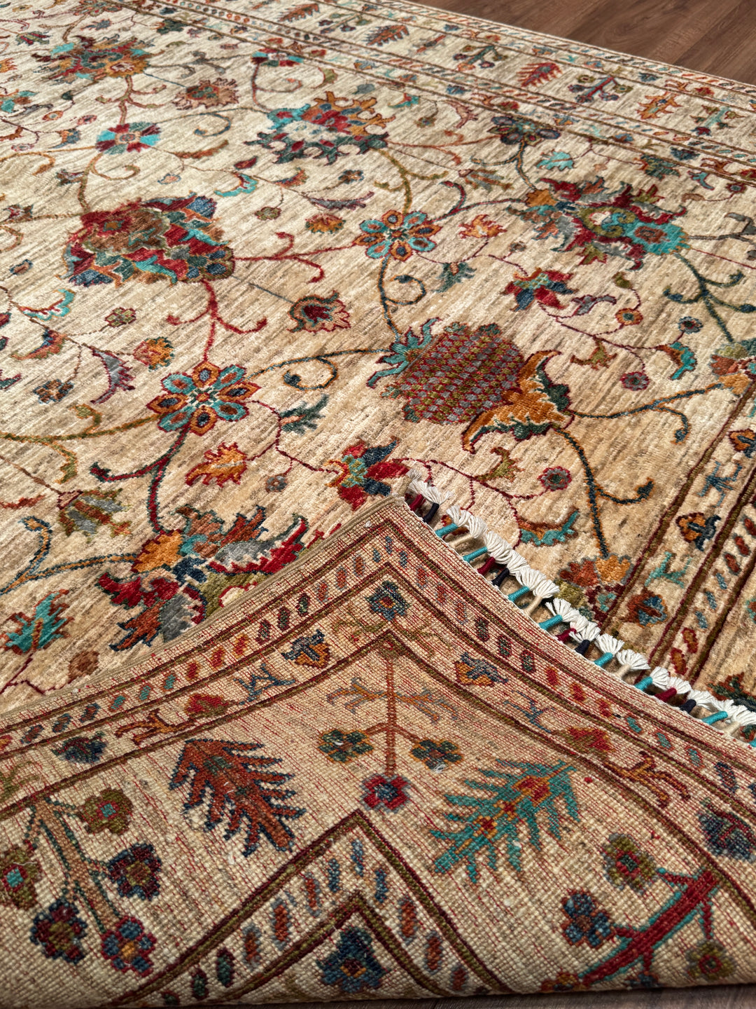Sultani Binbirgece Orijinal El Dokuması Bej Kök Boya Yün Halı 169x229 3.87 Metrekare - 5x8 ft