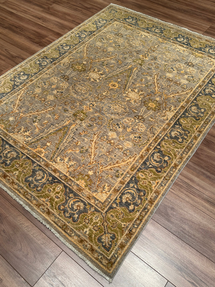 Uşak Orijinal El Dokuması Gri Bej Kök Boya Yün Halı 150x204 3.06 Metrekare - 5x6 ft