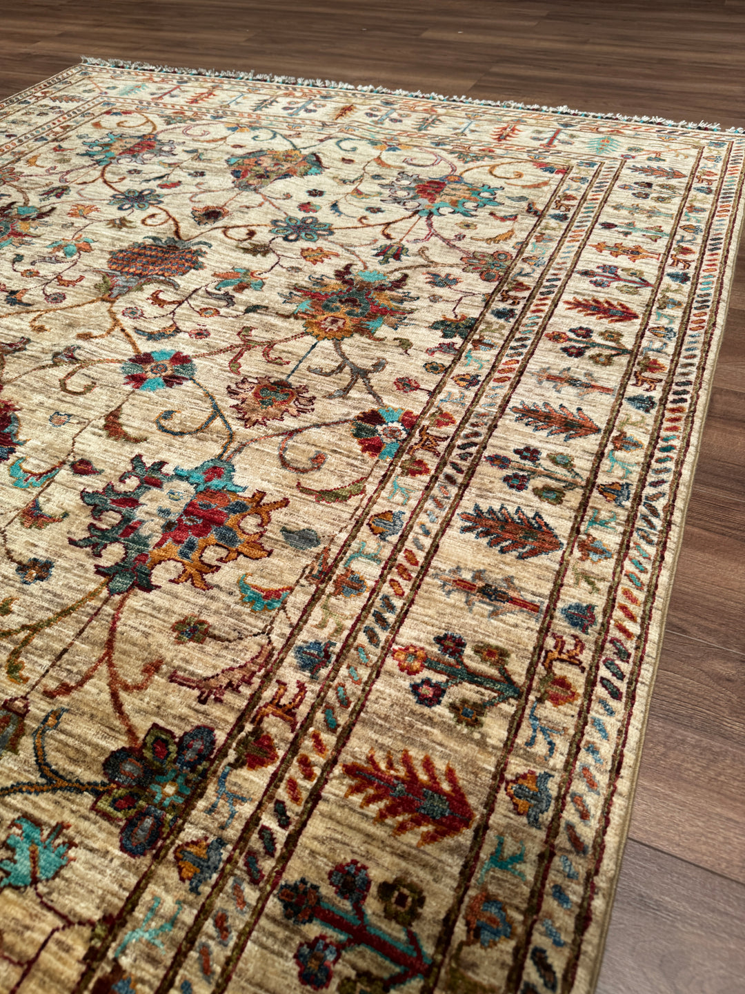 Sultani Binbirgece Orijinal El Dokuması Bej Kök Boya Yün Halı 169x229 3.87 Metrekare - 5x8 ft