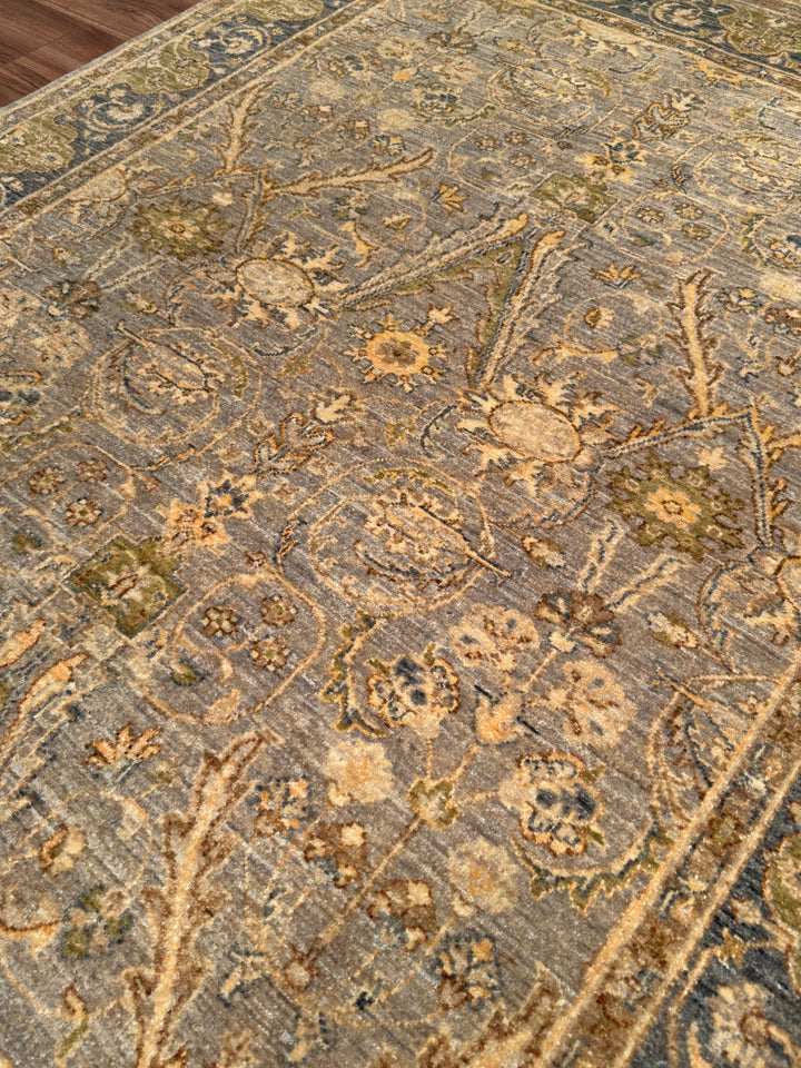 Uşak Orijinal El Dokuması Gri Bej Kök Boya Yün Halı 150x204 3.06 Metrekare - 5x6 ft