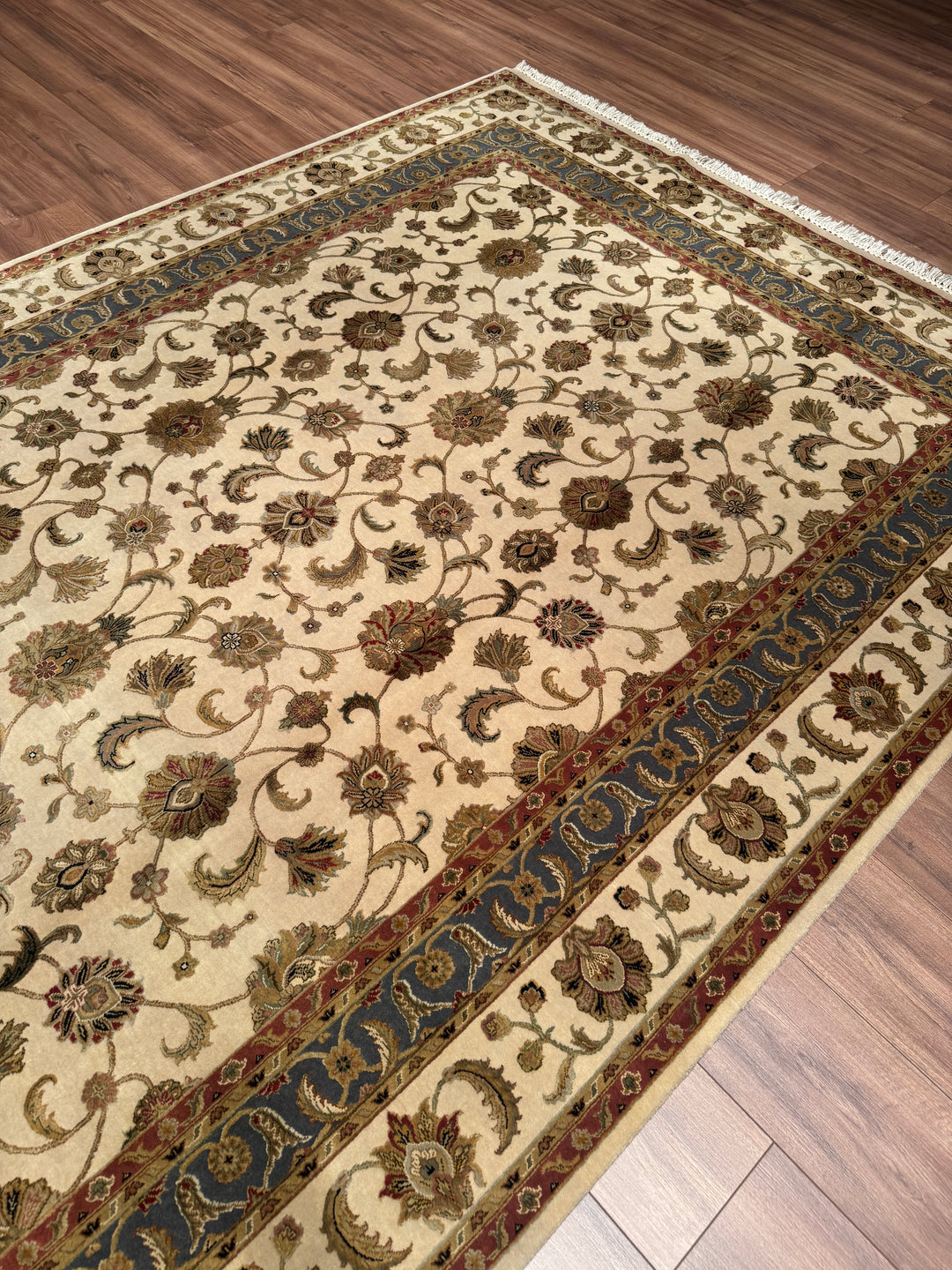Hint Uşağı Aurora Orijinal El Dokuması Bej Yün İpek Halı 200x300 6 Metrekare - 7x10 ft