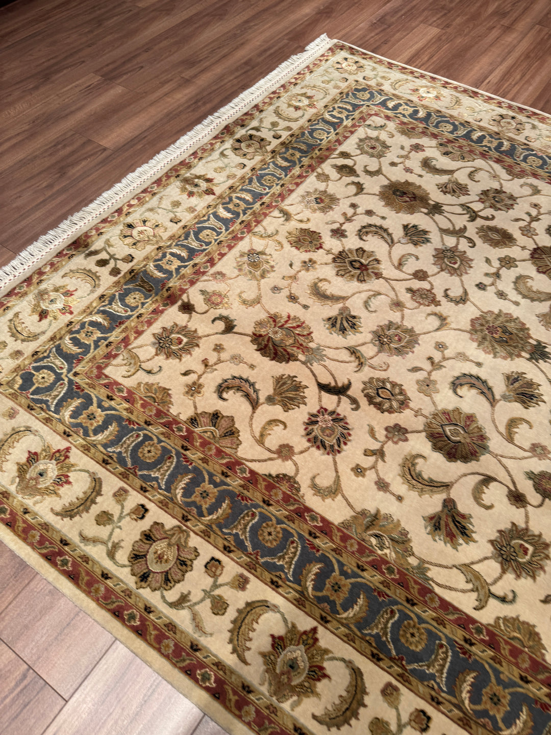 Hint Uşağı Aurora Orijinal El Dokuması Bej Yün İpek Halı 200x300 6 Metrekare - 7x10 ft