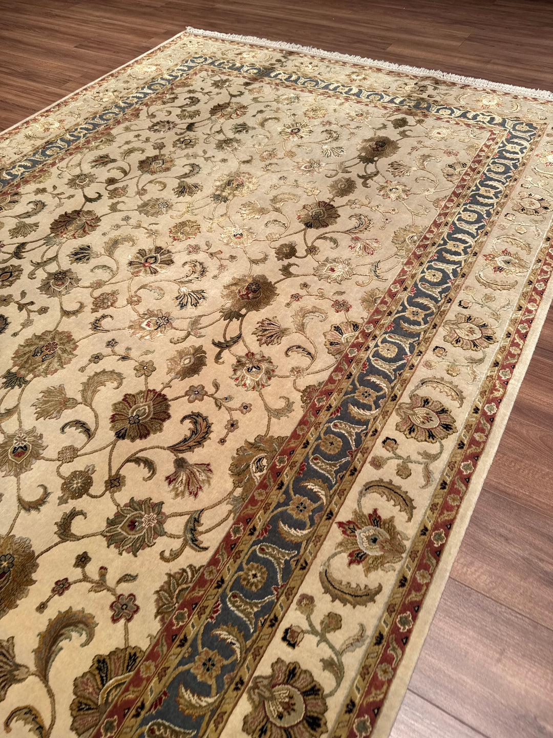 Hint Uşağı Aurora Orijinal El Dokuması Bej Yün İpek Halı 200x300 6 Metrekare - 7x10 ft