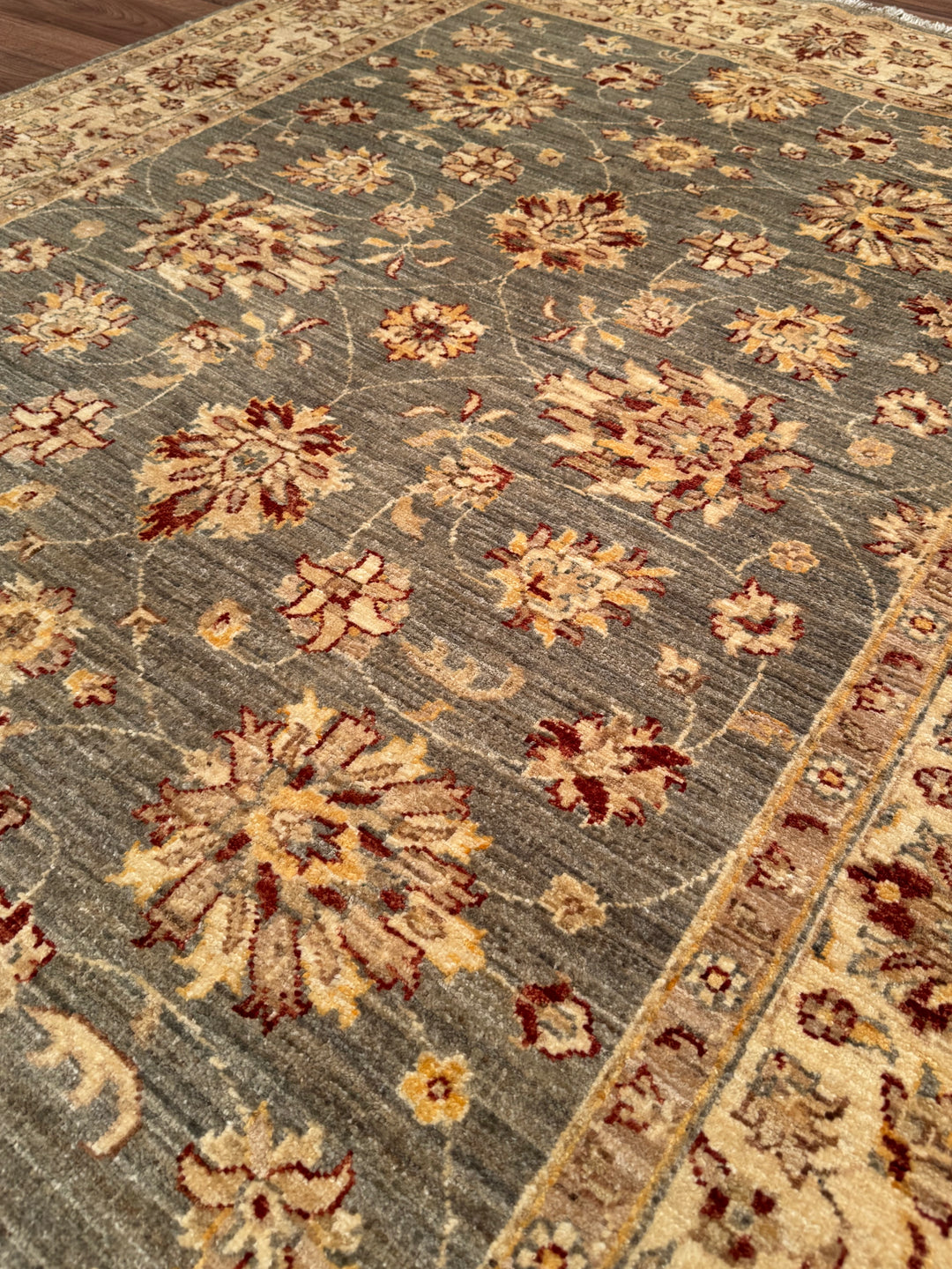 Uşak Orijinal El Dokuması Krem Kök Boya Yün Halı 150x205 3.08 Metrekare - 6x8 ft