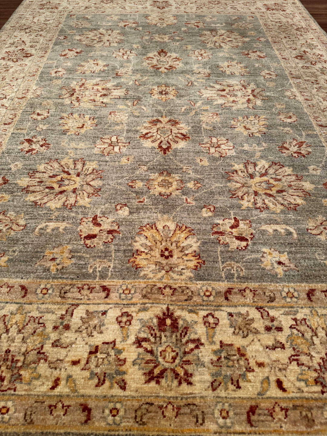 Uşak Orijinal El Dokuması Krem Kök Boya Yün Halı 150x205 3.08 Metrekare - 6x8 ft