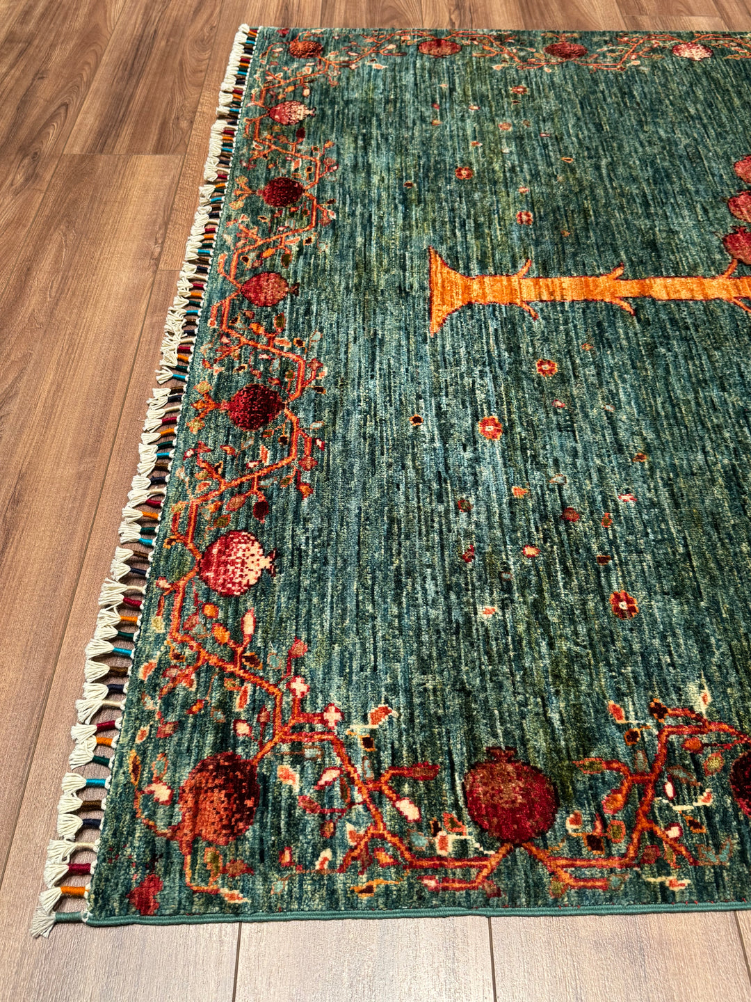 Nar Ağacı Orijinal El Dokuması Yeşil Kök Boya Yün Halı 153x203 3.11 Metrekare - 5x6 ft