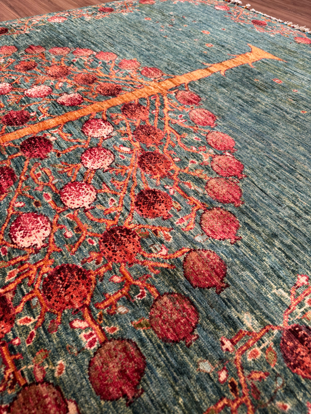 Nar Ağacı Orijinal El Dokuması Yeşil Kök Boya Yün Halı 153x203 3.11 Metrekare - 5x6 ft