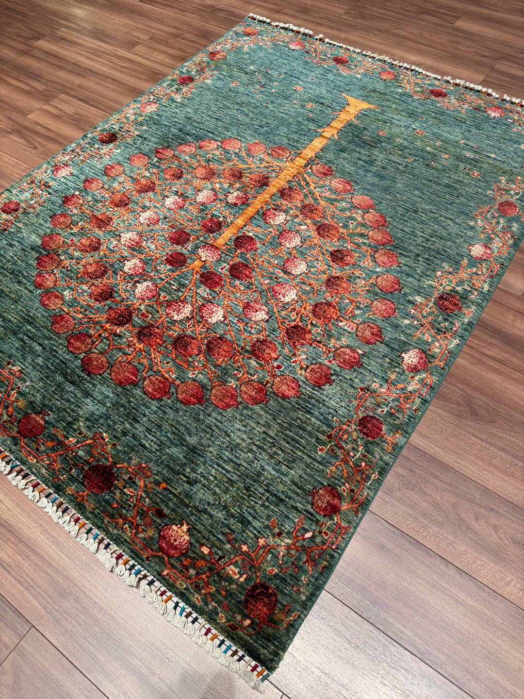 Nar Ağacı Orijinal El Dokuması Yeşil Kök Boya Yün Halı 153x203 3.11 Metrekare - 5x6 ft