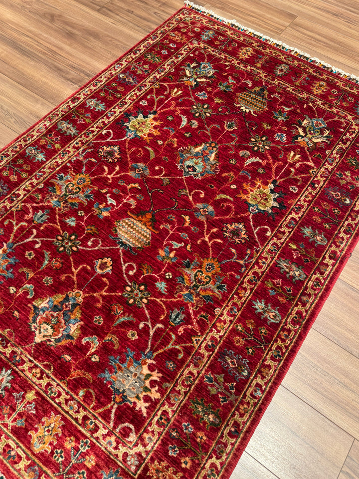 Sultani Binbirgece Orijinal El Dokuması Kırmızı Kök Boya Yün Halı 123x183 2.25 Metrekare - 4x6 ft