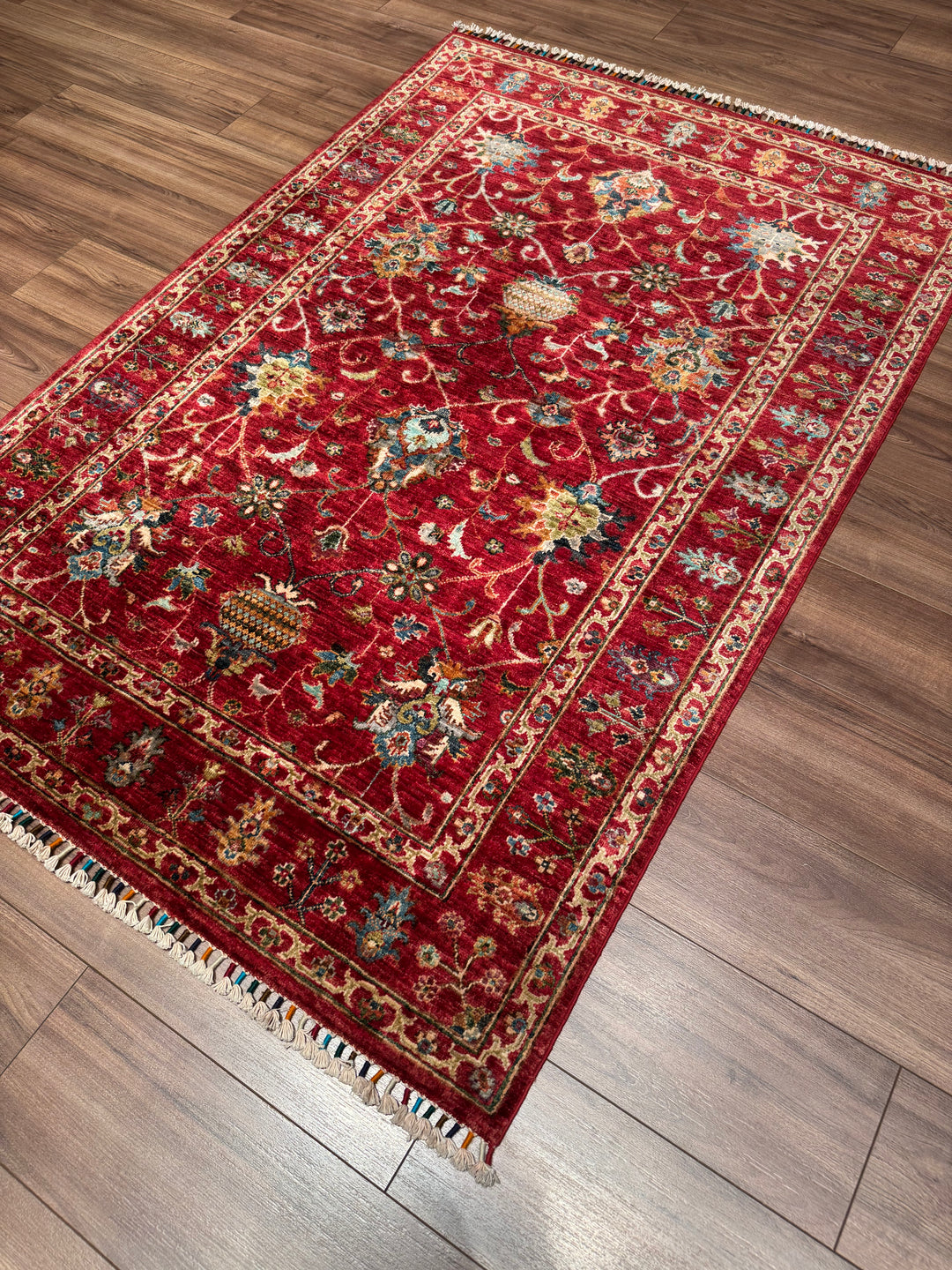 Sultani Binbirgece Orijinal El Dokuması Kırmızı Kök Boya Yün Halı 123x183 2.25 Metrekare - 4x6 ft