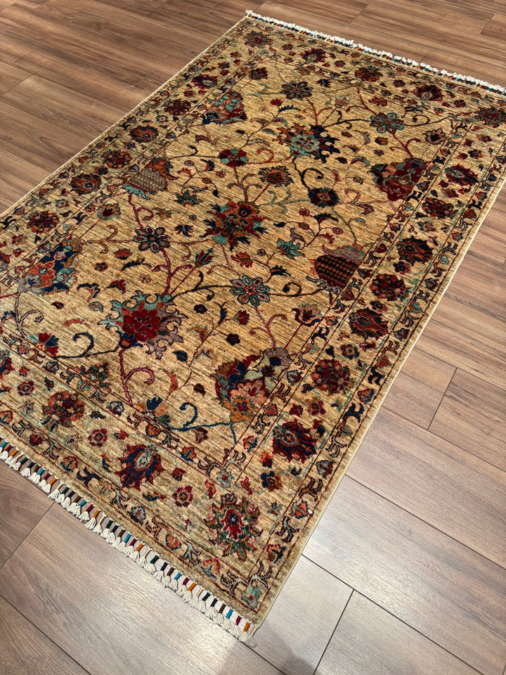 Sultani Binbirgece Orijinal El Dokuması Bej Kök Boya Yün Halı 127x190 2.41 Metrekare - 4x6 ft